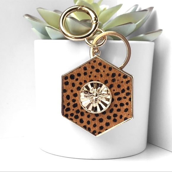 (12)New Genuine calf leather hexagon bee animal print trendy keychain - Picture 2 of 7
